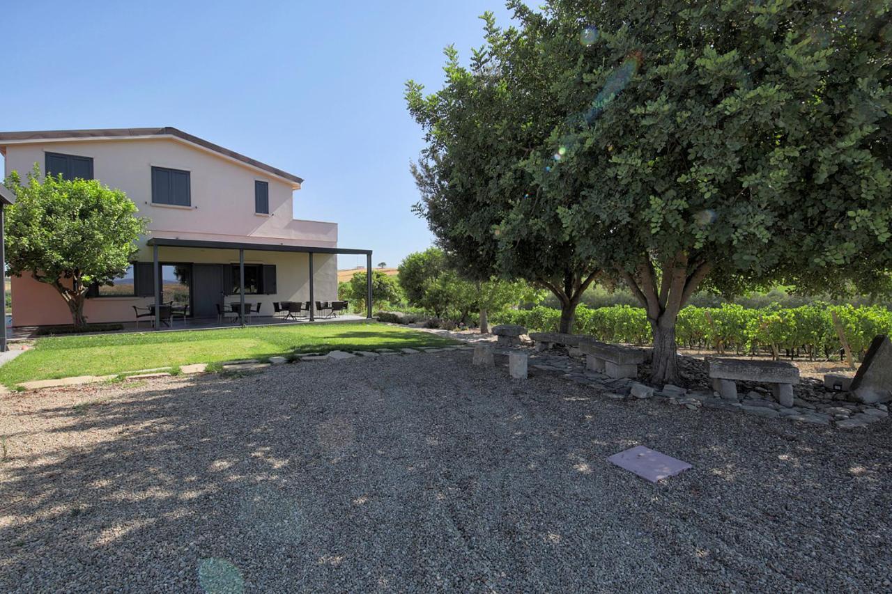 Nuovi Poderi Rooms Senorbi Exterior photo